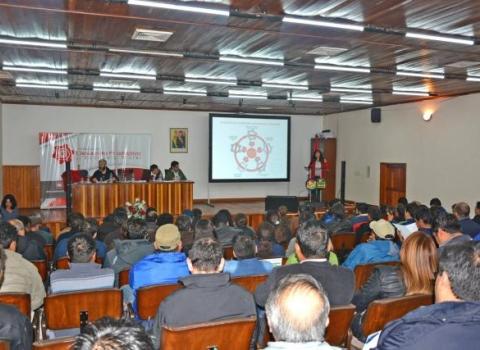 PRENSA 20160603 01 EL 2015 SENAPI, SENAVEX, PROMUEVE, IBMETRO Y PROBOLIVIA BRINDARON MÁS DE 126 MIL SERVICIOS PRODUCTIVOS