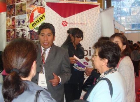 PRENSA 20160718 01 EN FERIA “LA PAZ EXPONE” SE DIFUNDE INFORMACIÓN SOBRE PROPIEDAD INTELECTUAL