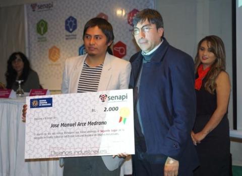 PRENSA 20160804 01 AMPLIA COBERTURA AL GANADOR DEL I CONCURSO DE DISEÑOS INDUSTRIALES EN SUCRE