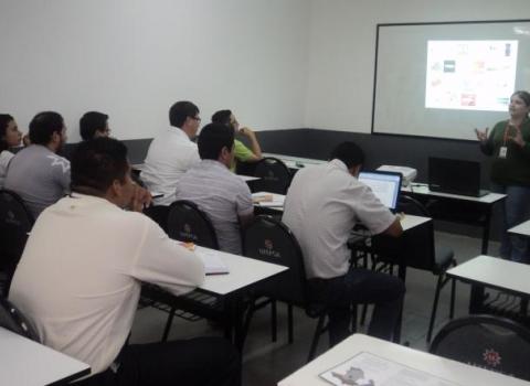 PRENSA 20160927 01 SENAPI CAPACITA A DIRECTORES Y DOCENTES DE UTEPSA