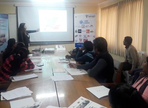PRENSA 20170901 01 SENAPI CAPACITÓ SOBRE MARCAS E INFRACCIONES AL SECTOR TEXTIL DE COCHABAMBA